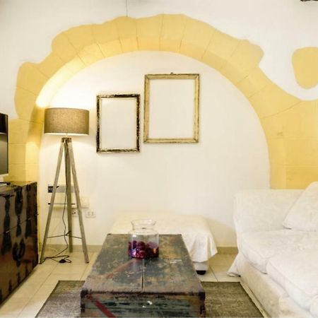 The Heart Of Cagliari, Cozy 2 Bedroom Apartment Exterior foto